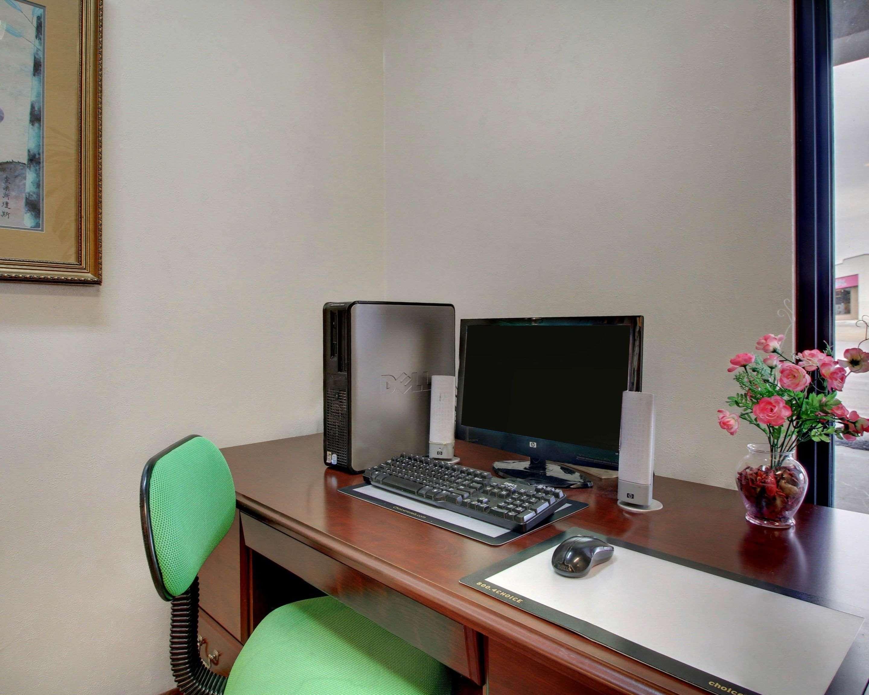 Quality Inn & Suites Clinton Zewnętrze zdjęcie
